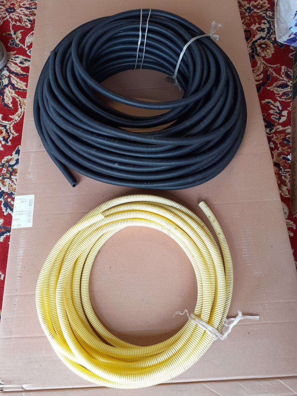 Nieuwe flexibele buizen.