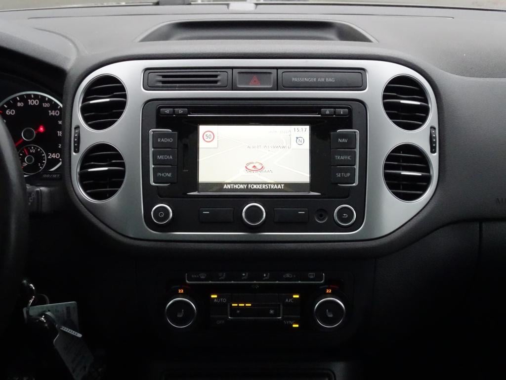 Volkswagen Tiguan 1.4 tsi cup edition pano | stoelverwarming | parkeer pakk