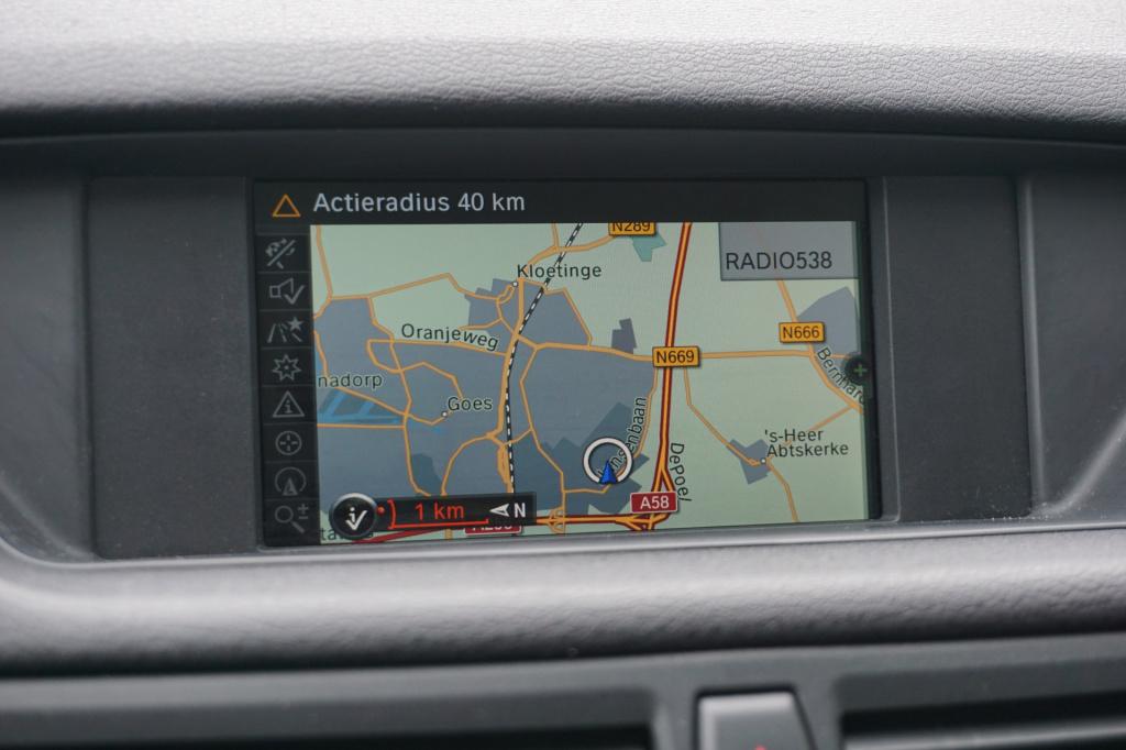 BMW X1 sdrive18i executive airco / navi / cruise / parkeers. / elektr. rame