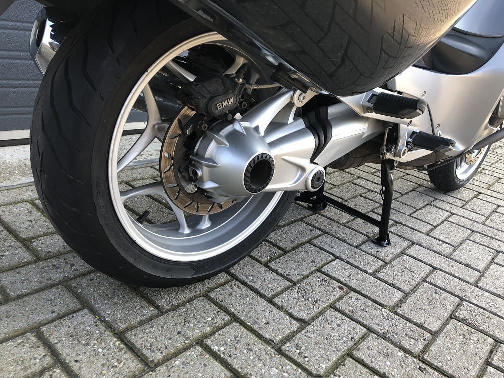 BMW R1200RT ABS uit 2005 met 79dkm, comfortzadel, topkoffer etc €3795,-