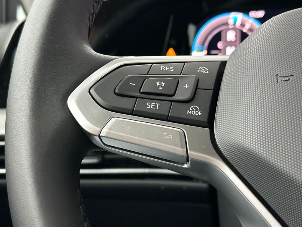 Volkswagen Golf style edition 204 pk plug in hybride