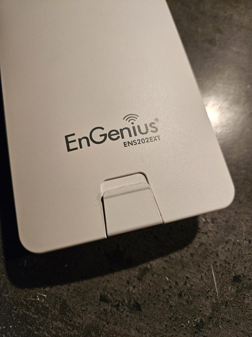 Werkende EnGenius ENS202EXT buiten WiFi hotspot....