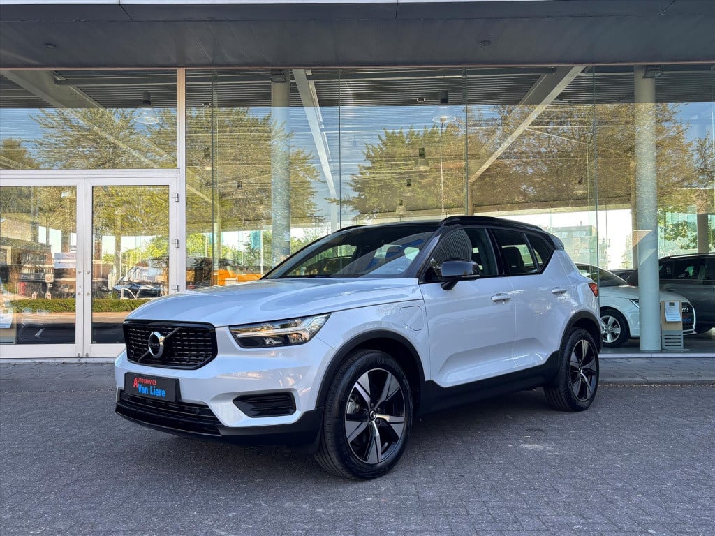 Volvo XC40 t4 twin engine 211pk geartronic r-design| carplay| alcantara| na