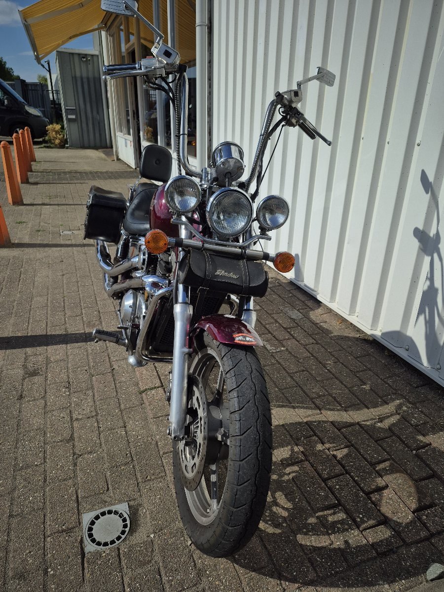 Honda Shadow VT1100, mooie chopper!