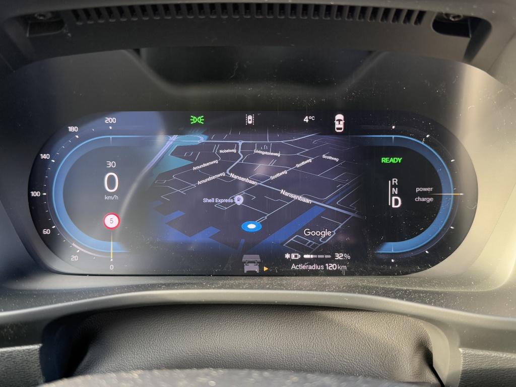 Volvo Ex40 extended range plus dark 252pk/82kwh| camera| adap.cruise