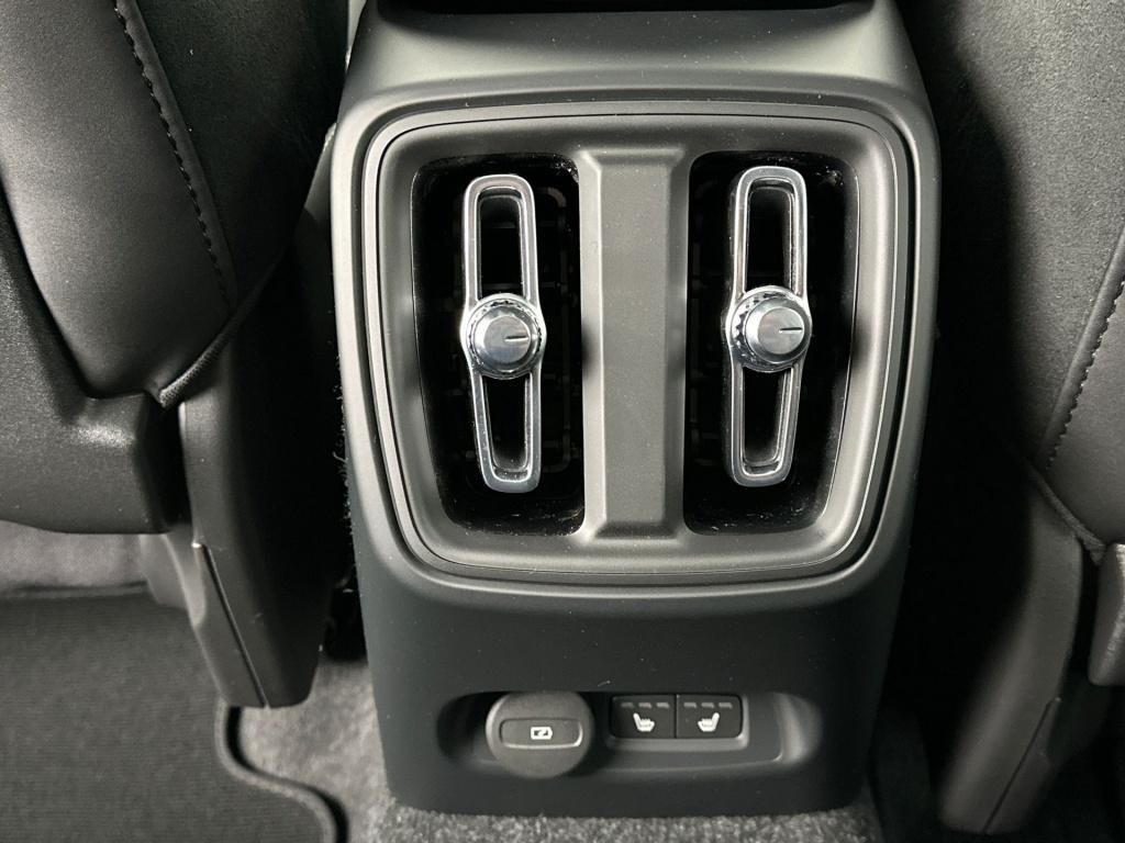 Volvo Ec40 extended range ultra black edition 82kwh/252pk| full options!