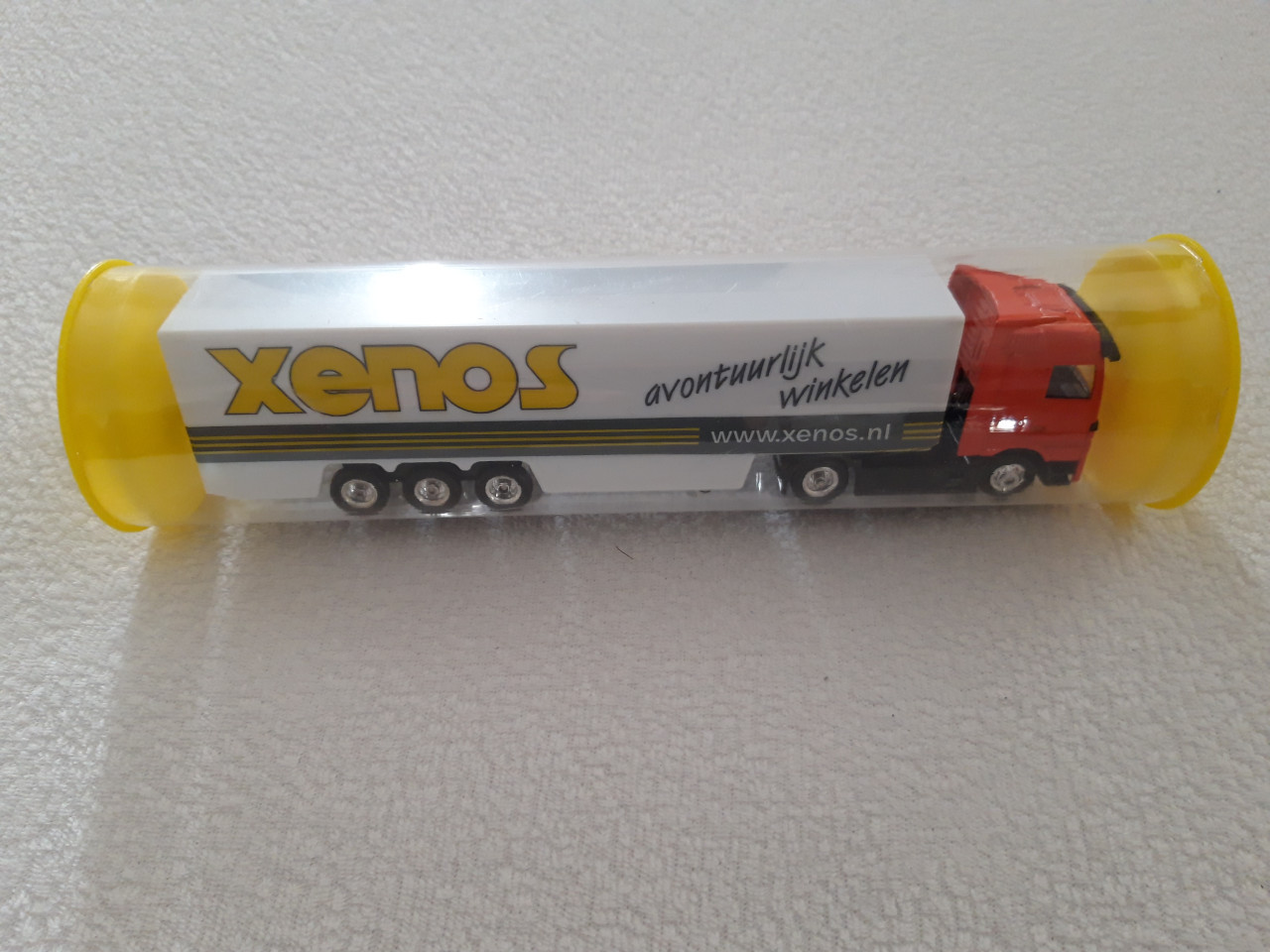Model vrachtwagen Xenos ( Nieuw in verpakking )