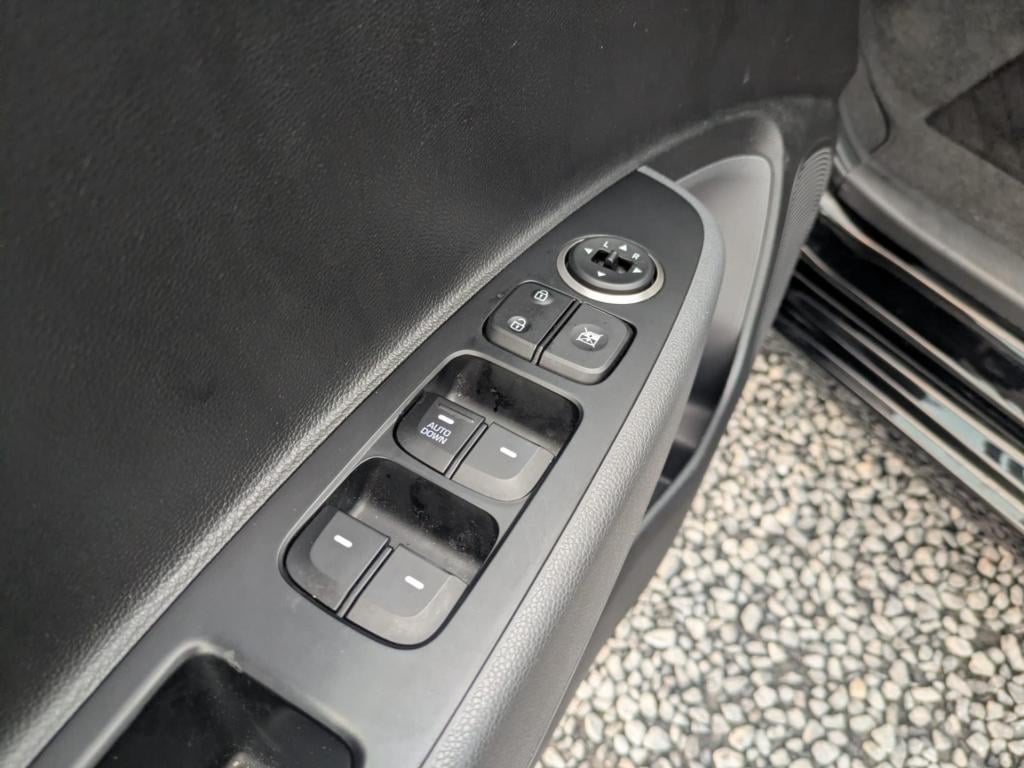 Hyundai I 10 1.0i comfort | cruise control | airco | elektr. ramen