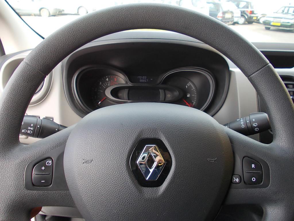 Renault Trafic 1.6 dci airco, navigatie, 3-zits, cr.control