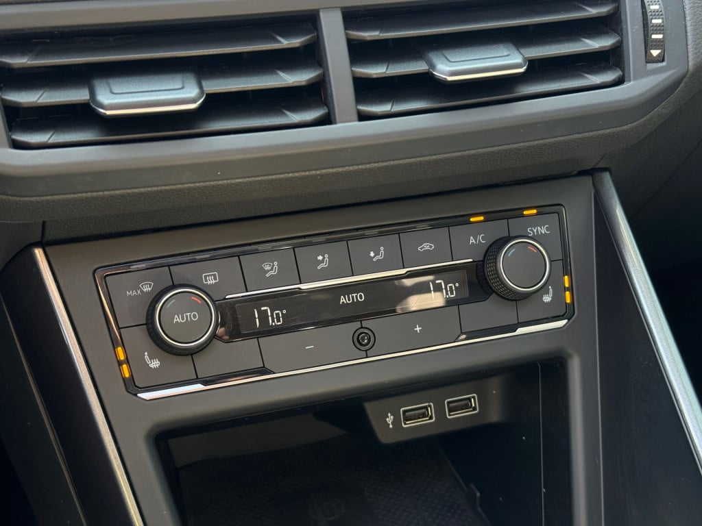 Volkswagen Polo 1.0 tsi highline * panoramadak * led * virtual cockpit