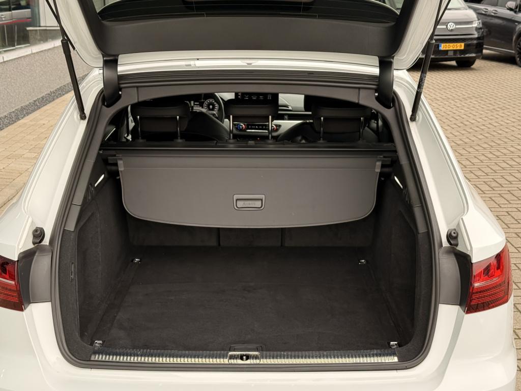 Audi A4 avant 45 tfsi quattro s-line 266pk | matrix led | acc | elek. trekh