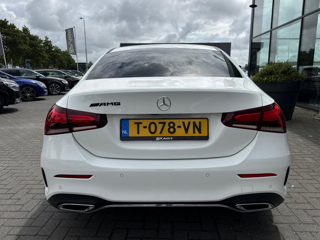 Mercedes-Benz A-Klasse 200 amg edition premium plus * camera * carplay * 18