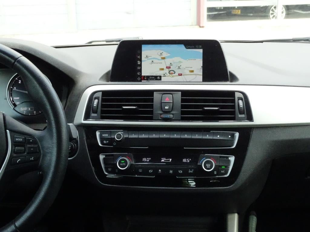 BMW 1 Serie 118i executive | led | navi | bluetooth