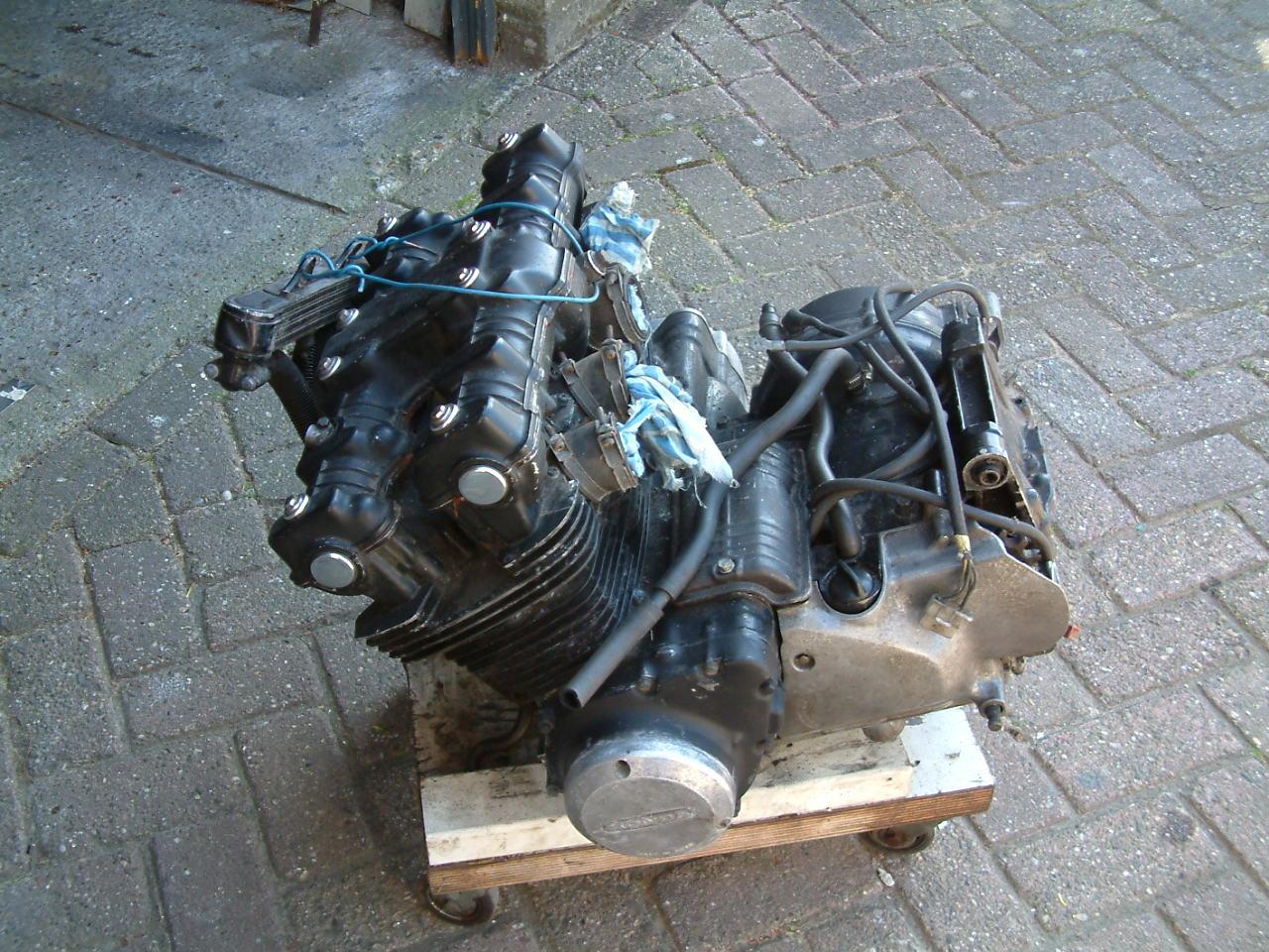 Honda 1979 t/m1984  blok en blok delen voor de enkeling die dat nog zoeken