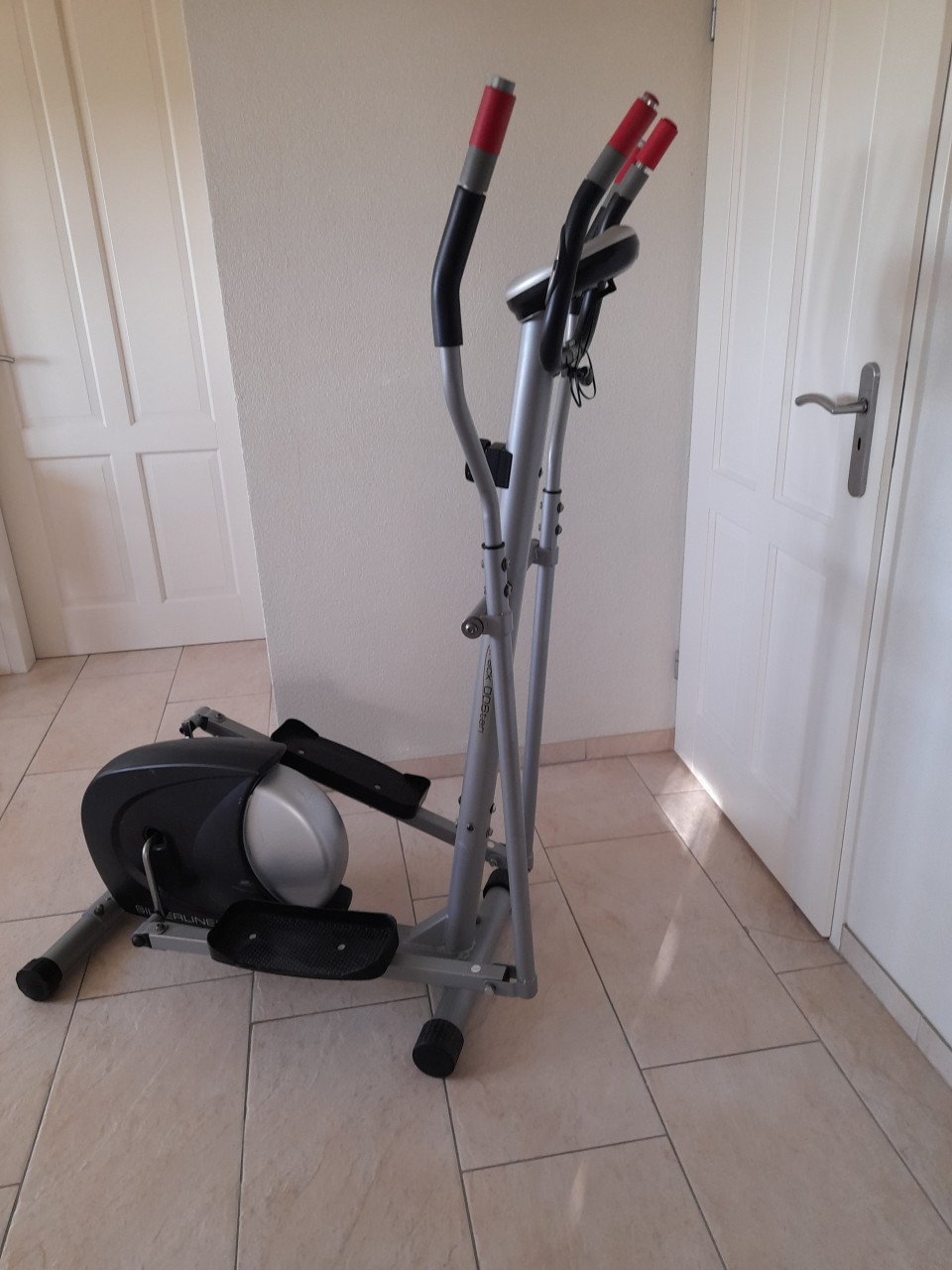MPF Crosstrainer (werkt naar behoren) in goede staat