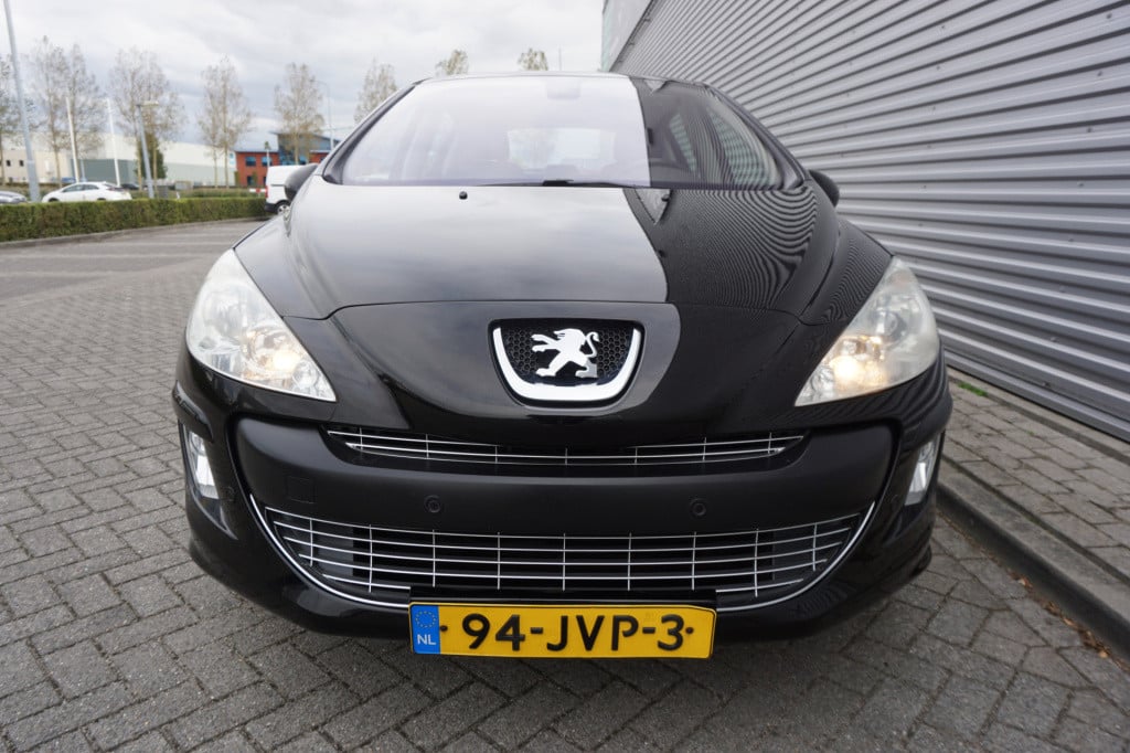 Peugeot 308 1.6 vti xt airco / cruise / stoelverw. / elektr. ramen / parkee