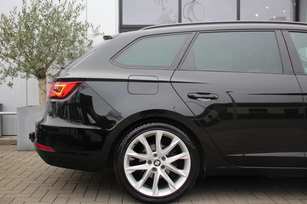 Seat Leon st 1.8 tsi fr business intense - pano - carplay - leder/alcantara