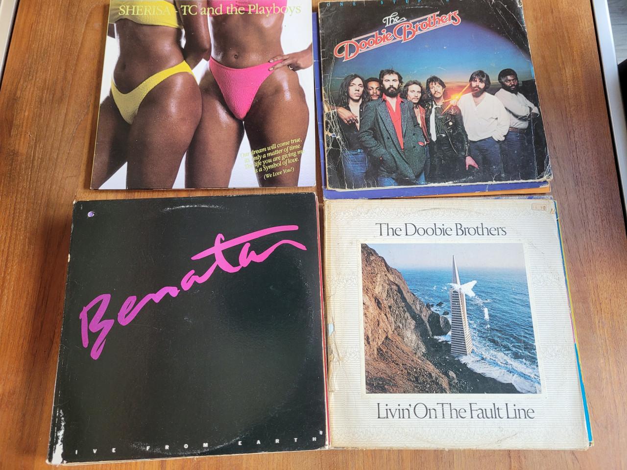 Stapel van 24 LP's pop / poprock  / Rock & Roll