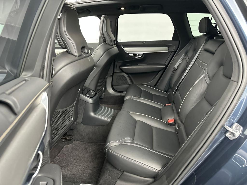 Volvo V90 t6 340pk recharge r-design| panodak| adap.cruise| camera| h&k so