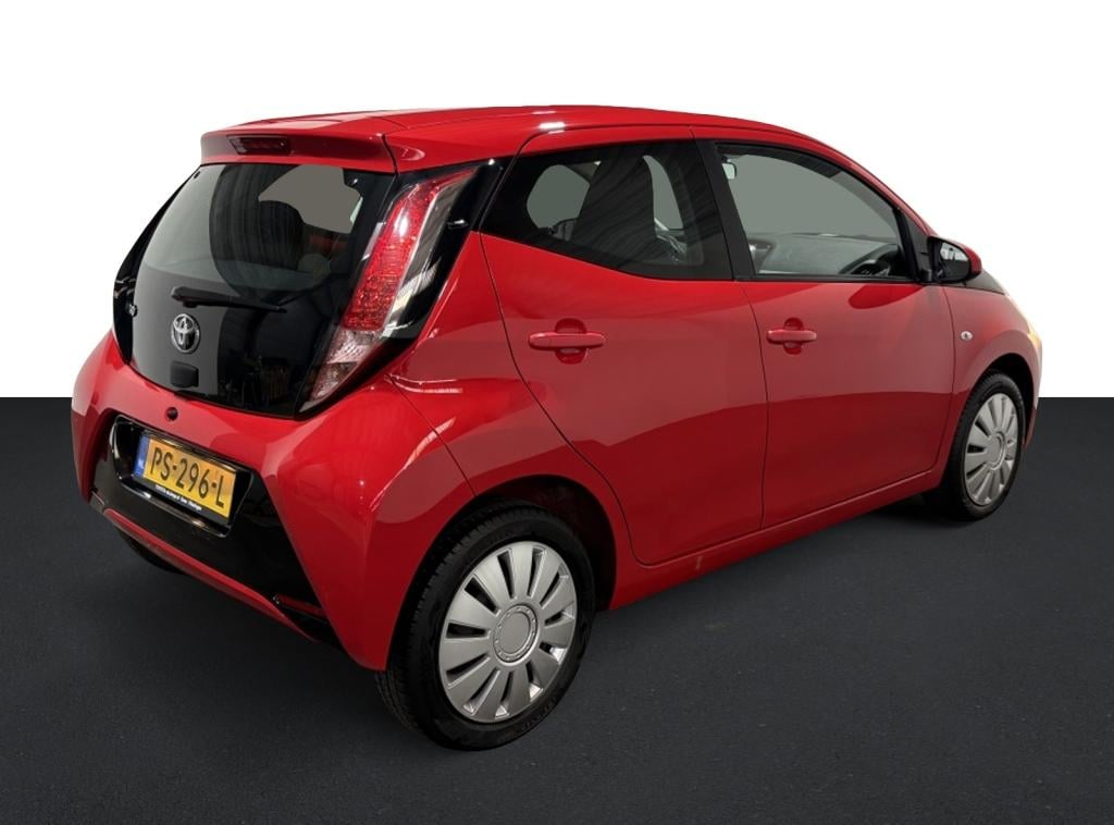 Toyota Aygo 1.0 vvt-i x-play
