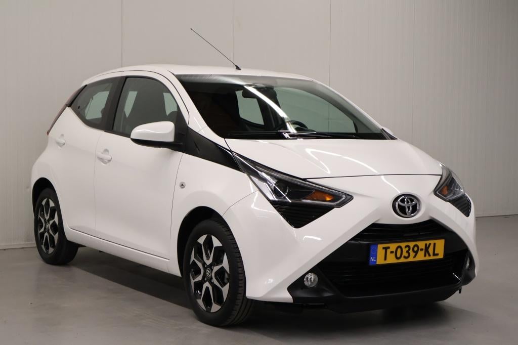 Toyota Aygo 1.0 vvt-i x-joy automaat