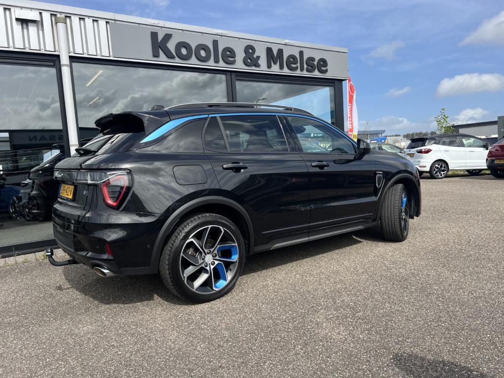 Lynk & Co 01 1.5 261pk phev 7dcth , panodak , trekhaak , carplay ,adaptive 