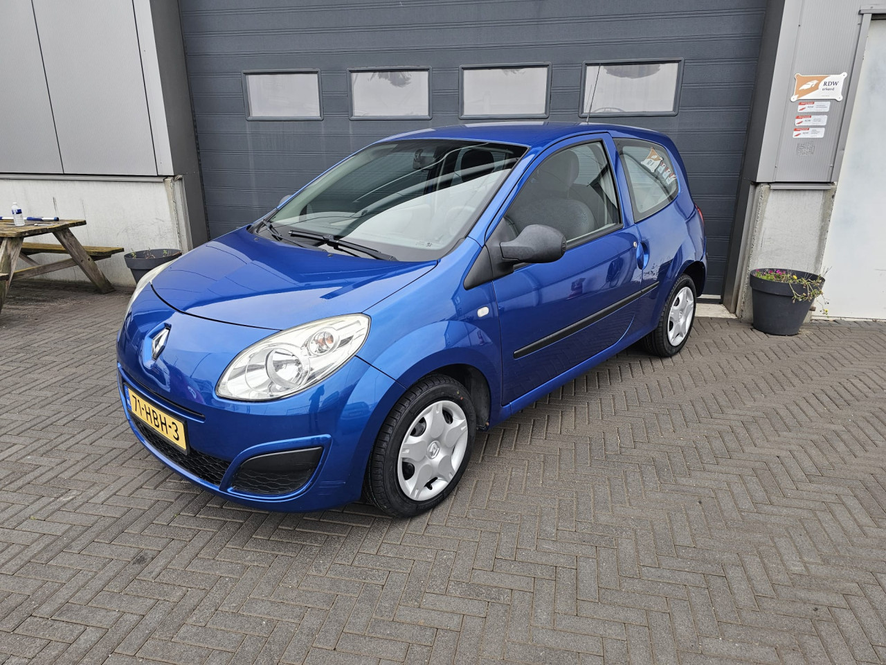 TE KOOP RENAULT TWINGO 1.2 16V MET AIRCO