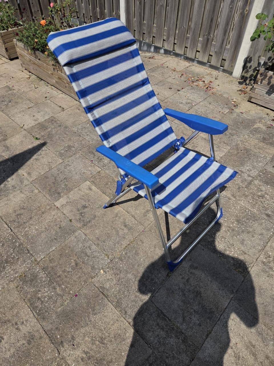 2 tuinstoelen
