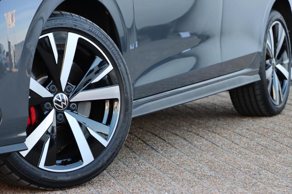 Volkswagen Golf 1.5 ehybrid gte black style 272pk dsg6