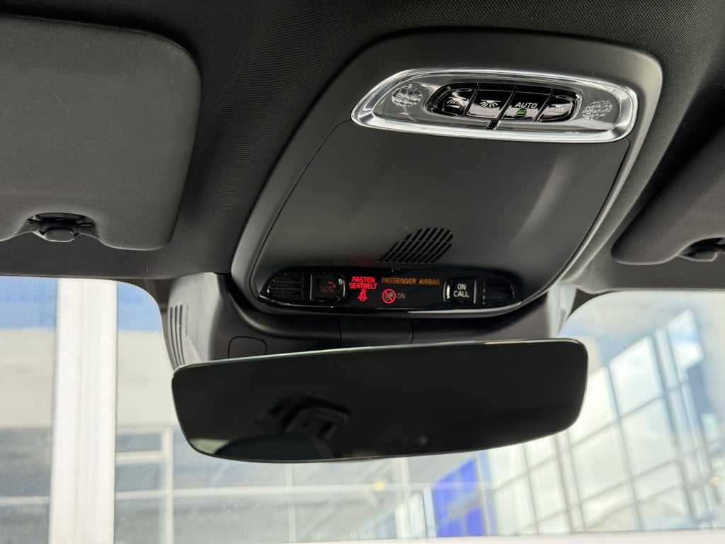 Volvo V60 t6 340pk recharge r-design| adap.cruise| trekhaak| camera| h&k s