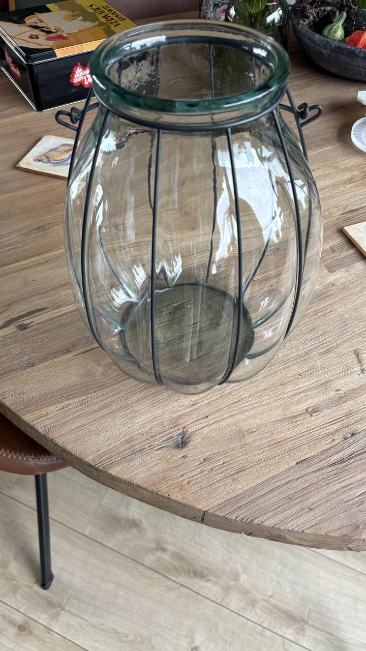 Mooie Vaas/ windlicht met metaalframe