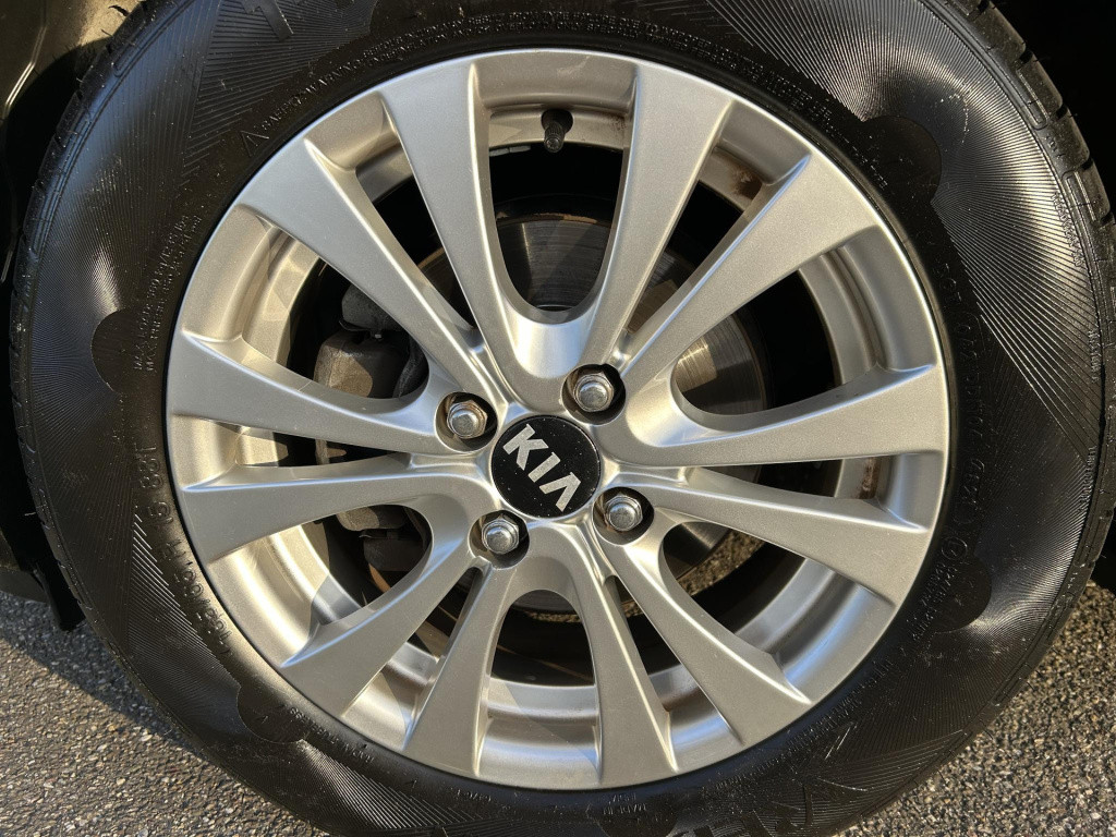Kia Rio 1.2 cvvt world cup edition