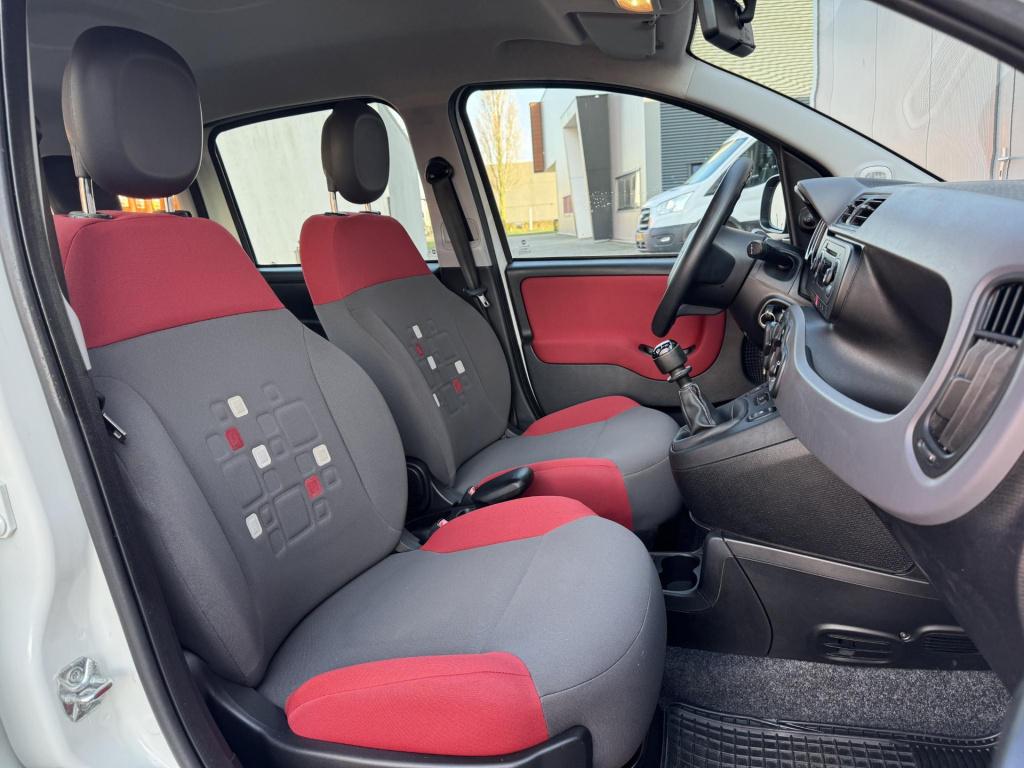 Fiat Panda 1.2 popstar plus pack, 5-persoons!