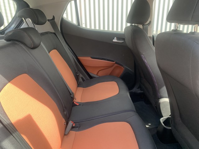 Hyundai I 10 1.0i automaat - v e r k o c h t