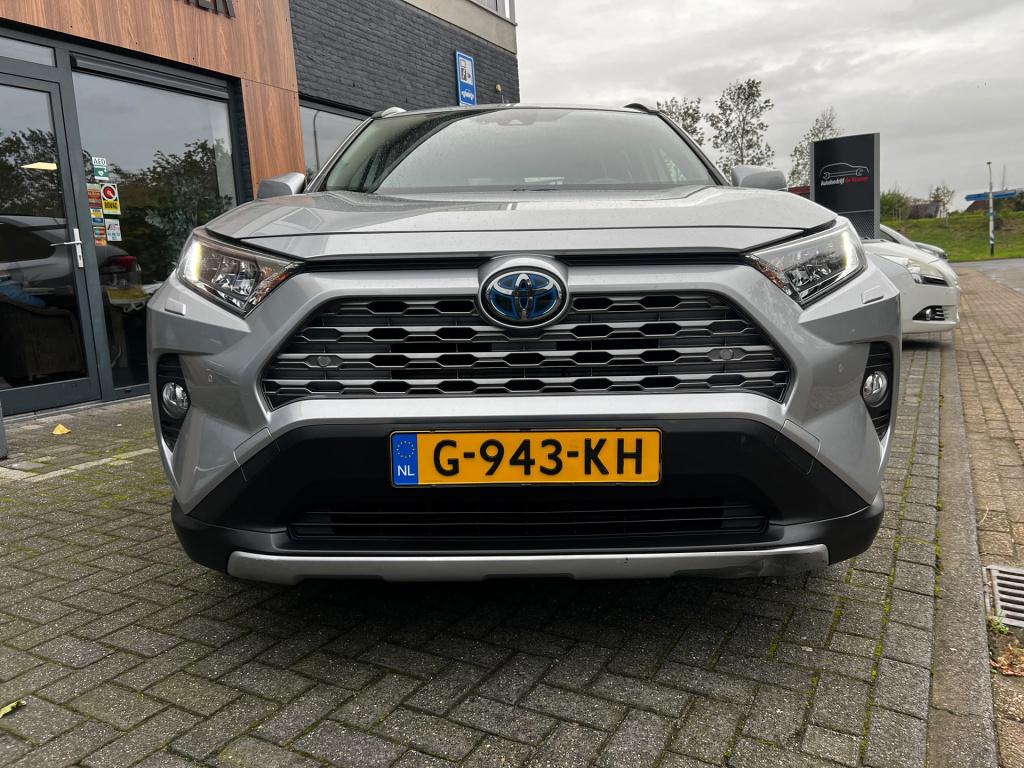 Toyota Rav4 2.5 hybrid first edition btw auto