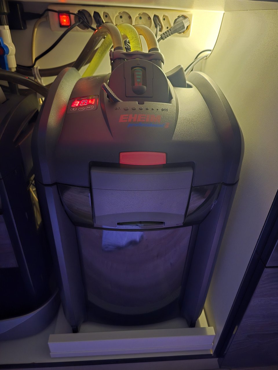 Te koop z.g.a.n Eheim 1200XLT professionel