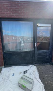 🎨 Schilder nodig in Zeeland? Strak werk voor muren, kozijnen & deuren!