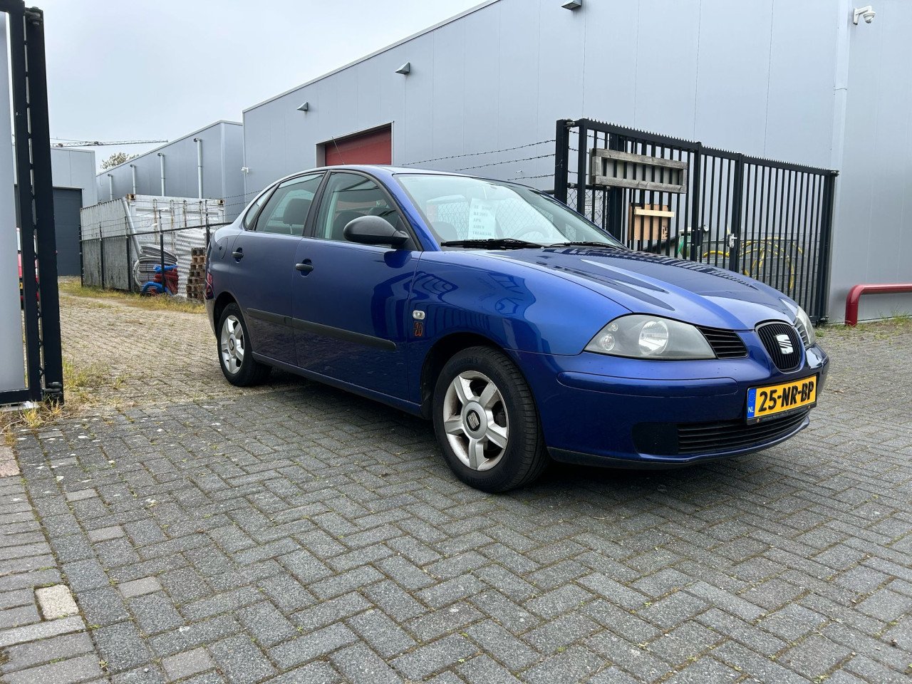 SEAT CORDOBA 1.4 AIRCO,CRUISECONTROLE,TREKHAAK,APK,ALU.VELGEN