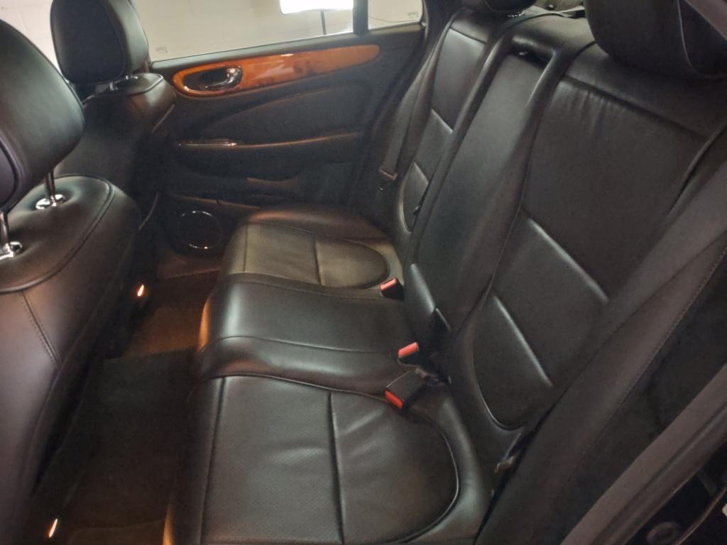 Jaguar Xj 4.2 v8 executive