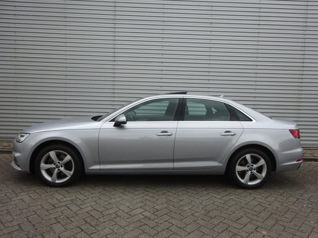 Audi A4 limousine 35 tfsi sport lease edition schuifdak climate / cruise co