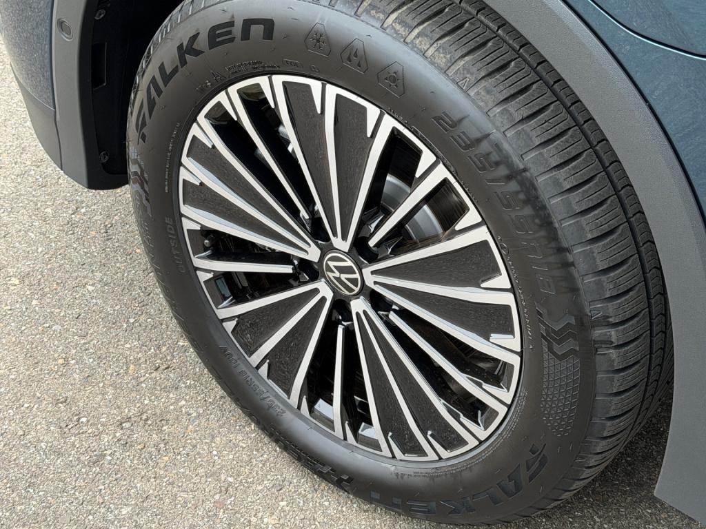 Volkswagen Tiguan 1.5 ehybrid elegance 204pk | trekhaak | 360 camera | dode