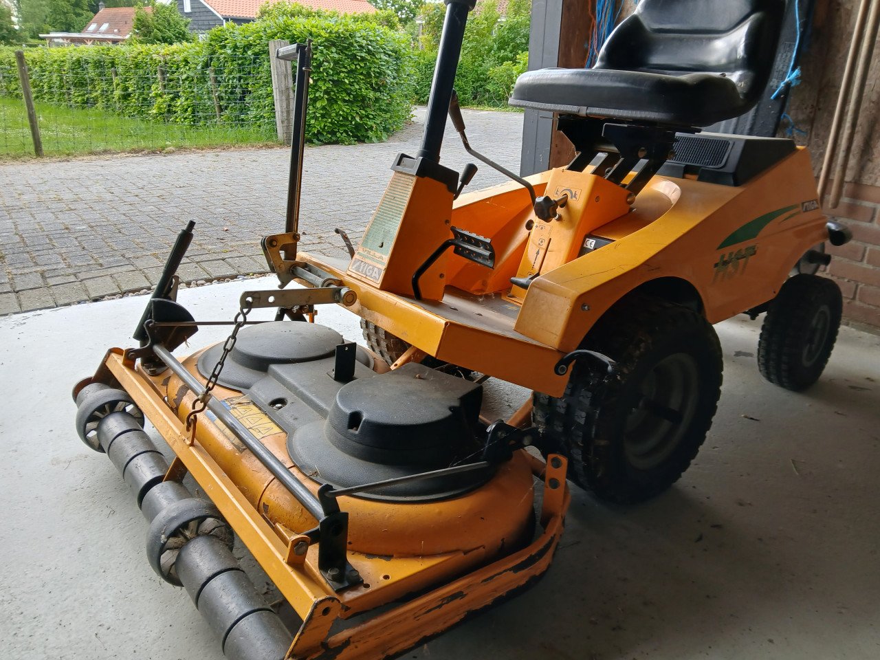 Stiga zitgrasmaaier