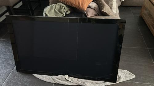 Pioneer plasma tv