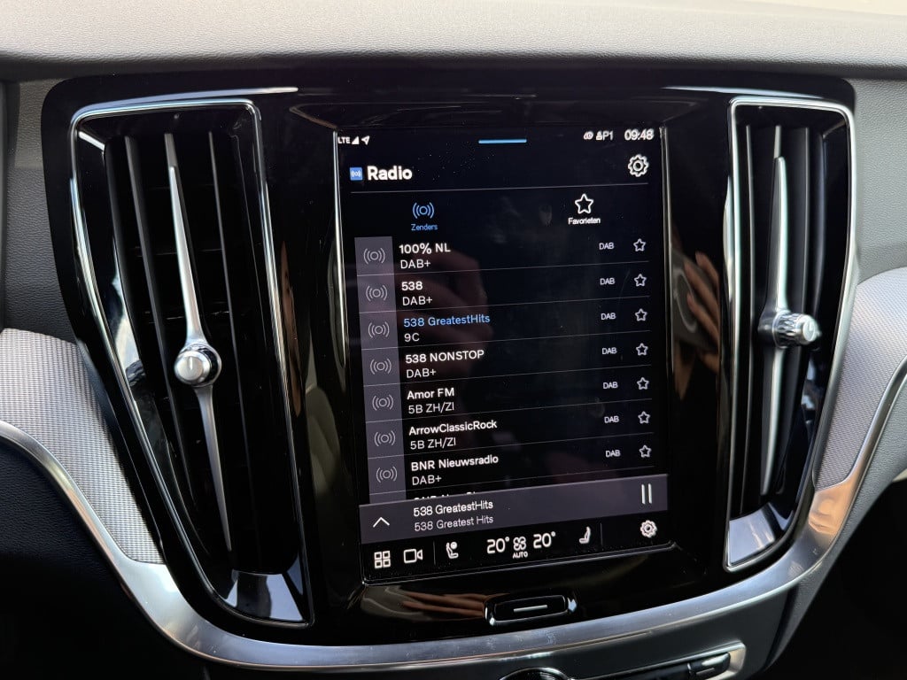 Volvo V60 v60 t6 awd plus dark