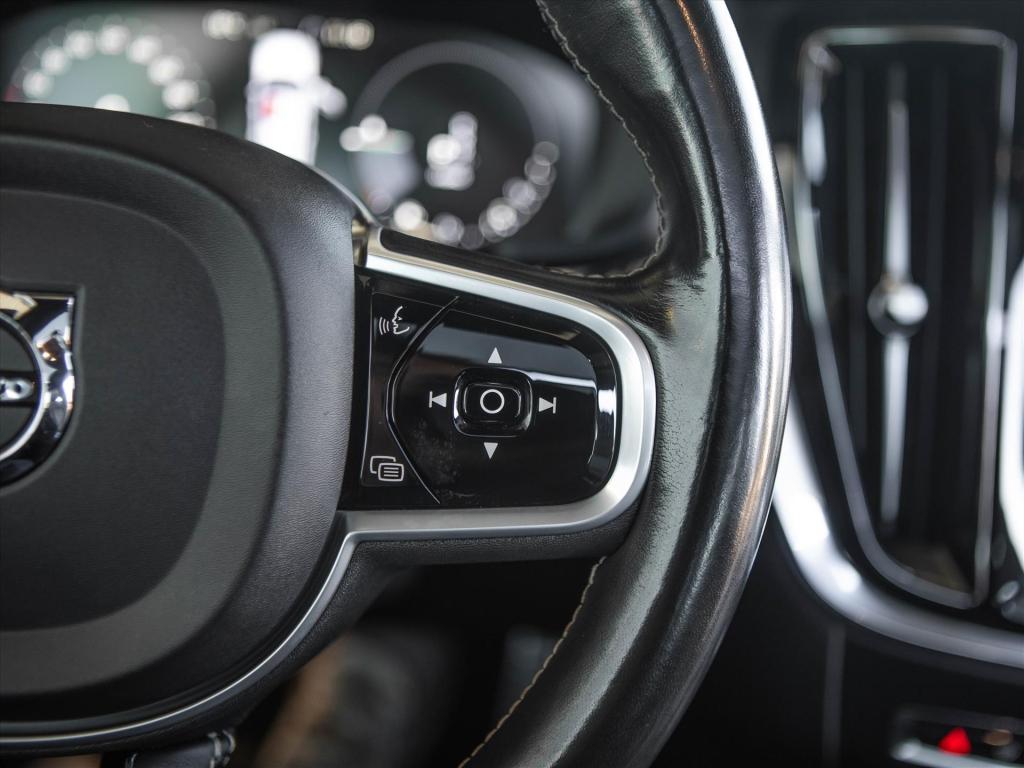 Volvo V60 t6 twin engine 340pk awd inscription automaat | panordamadak | ha