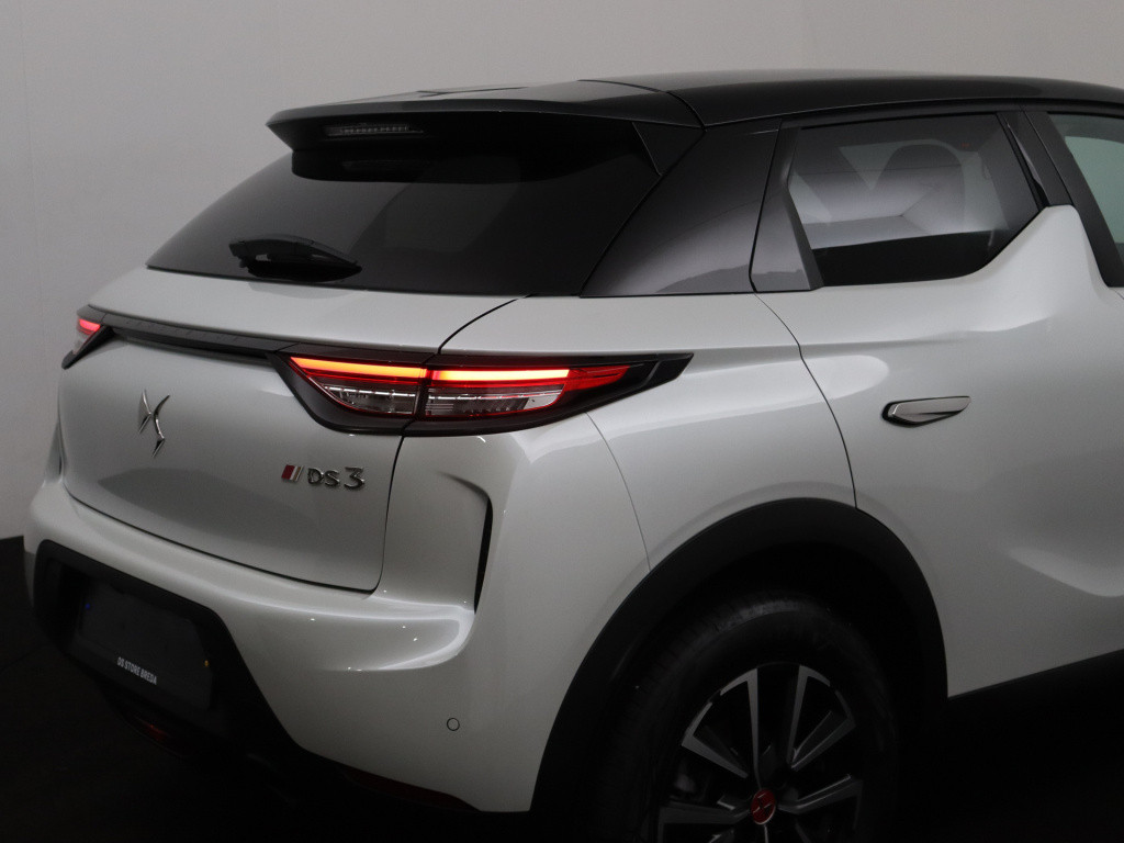 Ds Ds 3 crossback 100pk performance line | navigatie | achteruitrijcamera |