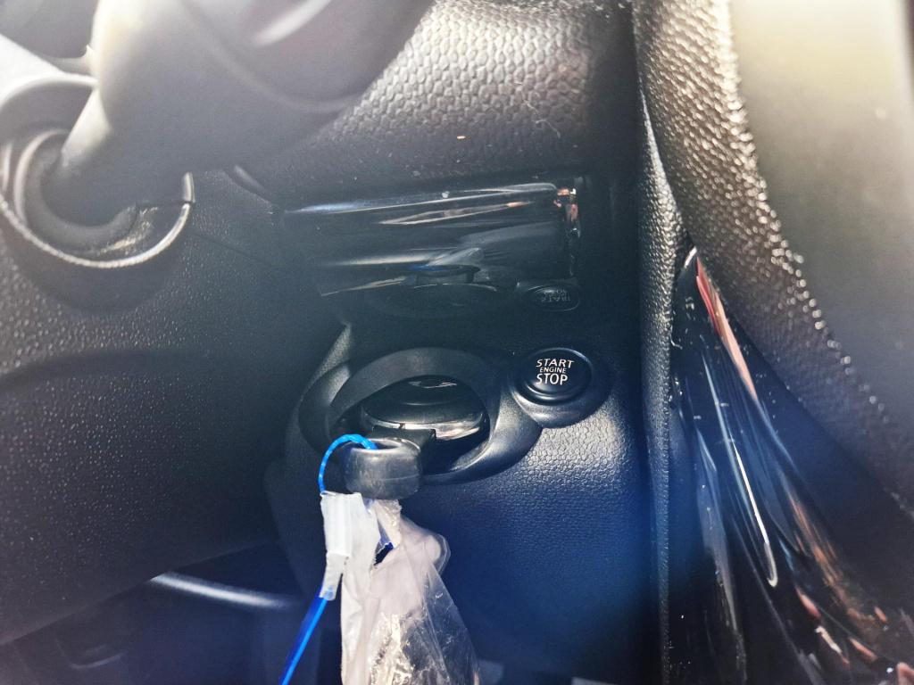 Mini Countryman mini 1.6 cooper knockout edition