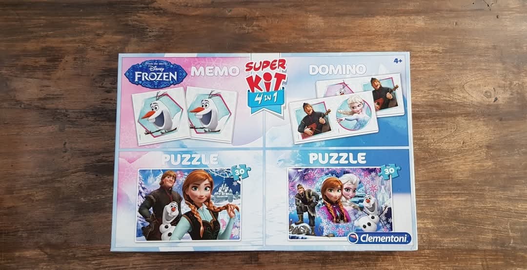 🎈Frozen Doos met 2 puzzels van 30 stukjes,