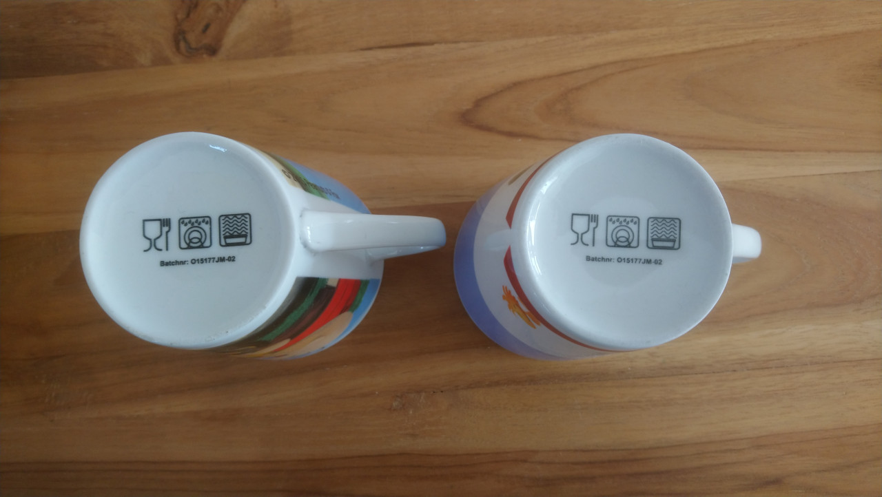 Set v 2 Snoopy en Charlie Brown mokken - NIEUW
