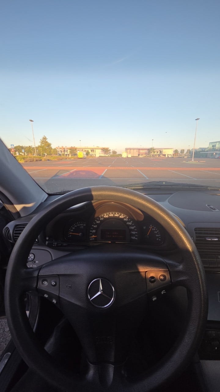 MERCEDES-BENZ C 200 KOMPRESSOR